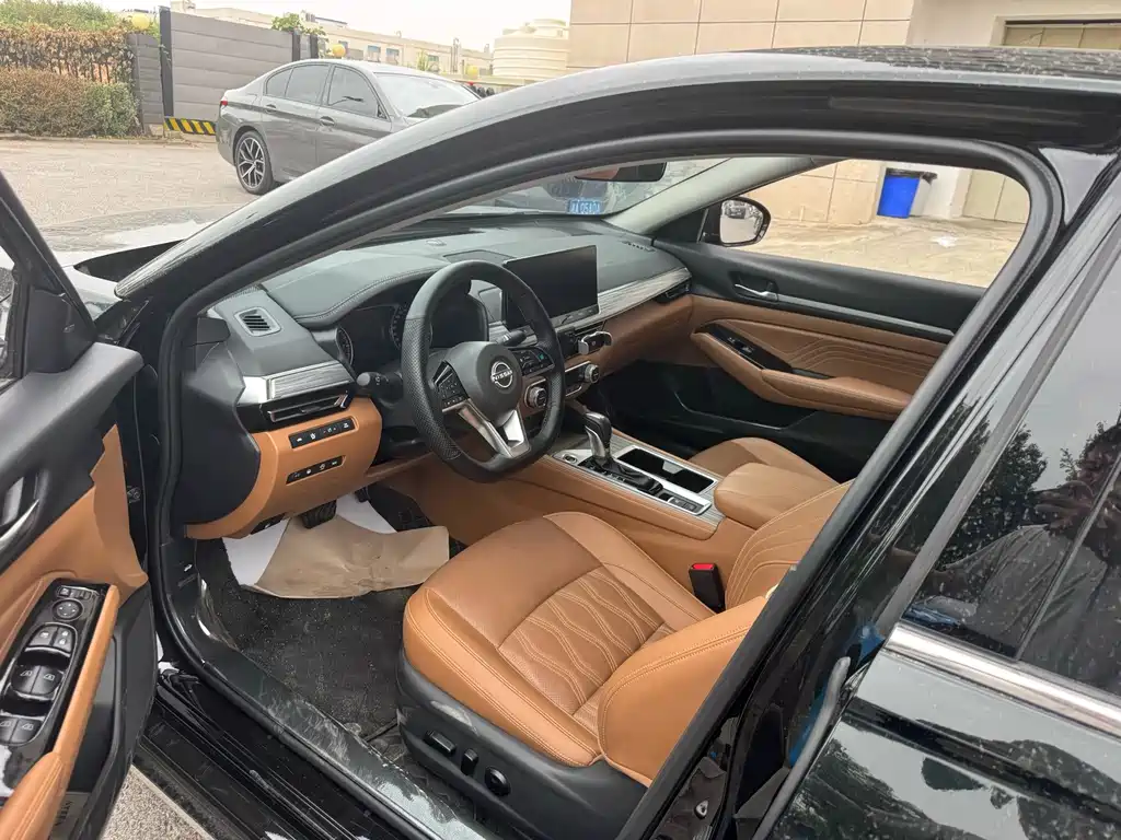 Nissan Teana — миниатюра 7