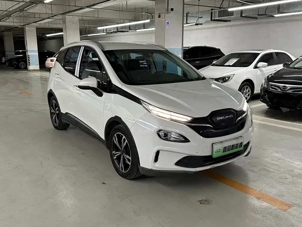 BAIC EX3 — миниатюра 3