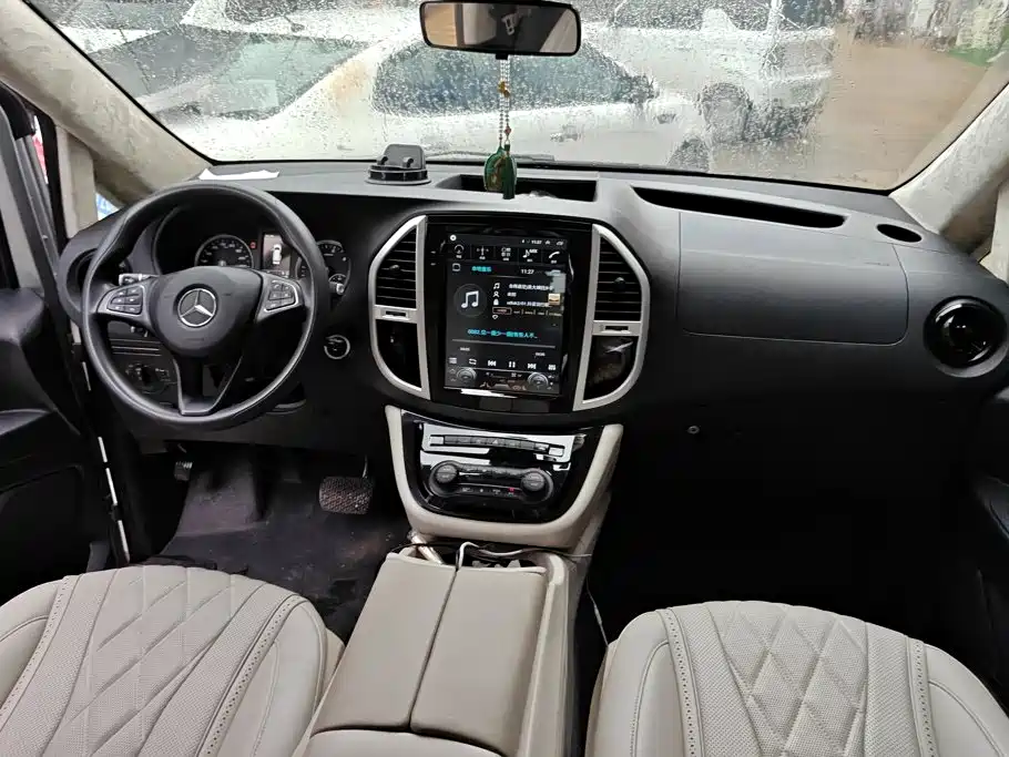 Mercedes-Benz Vito — миниатюра 12
