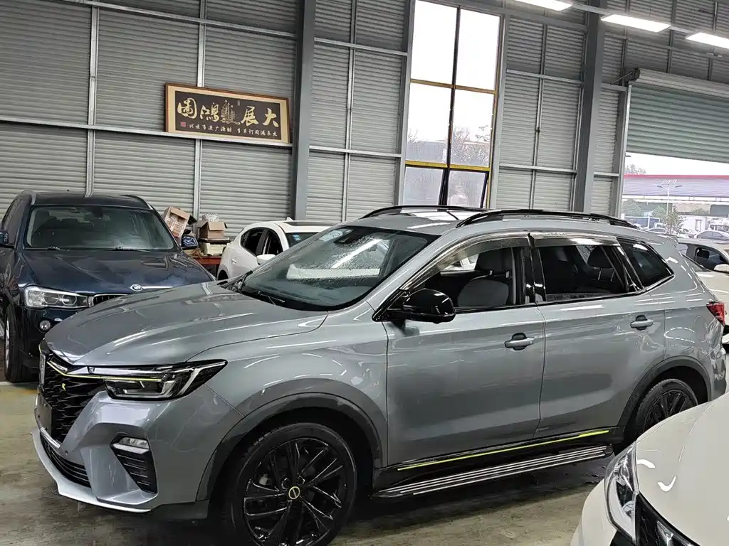 Roewe RX5 New Energy — миниатюра 3