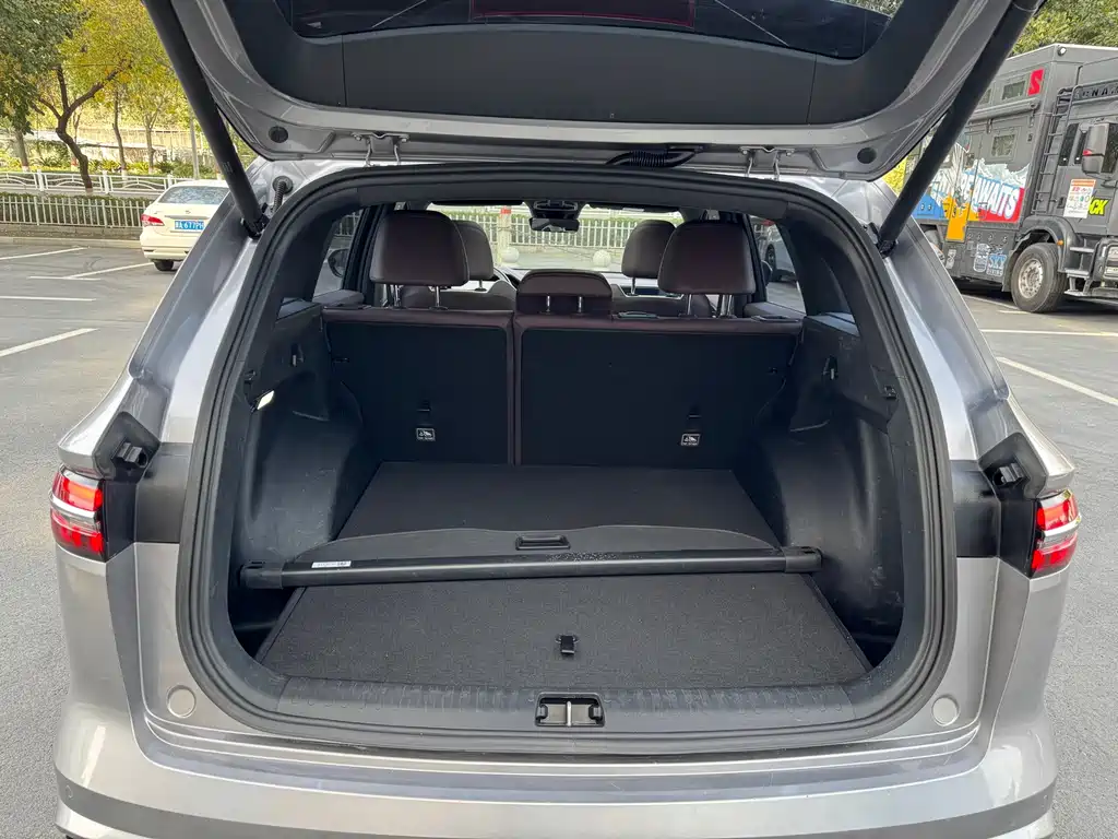 Geely Xingyue L — миниатюра 14