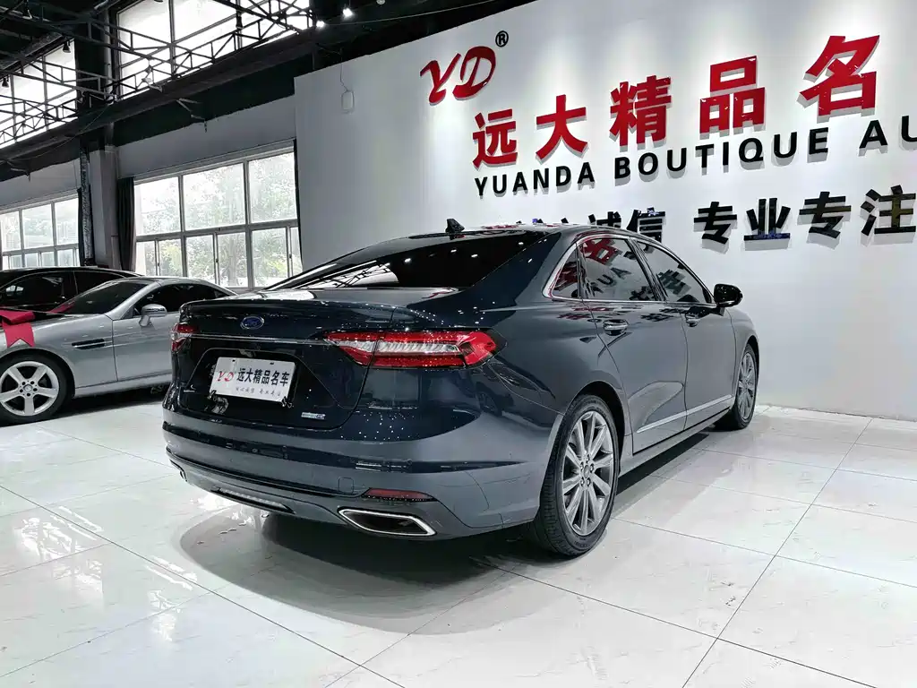 Ford Taurus — миниатюра 18