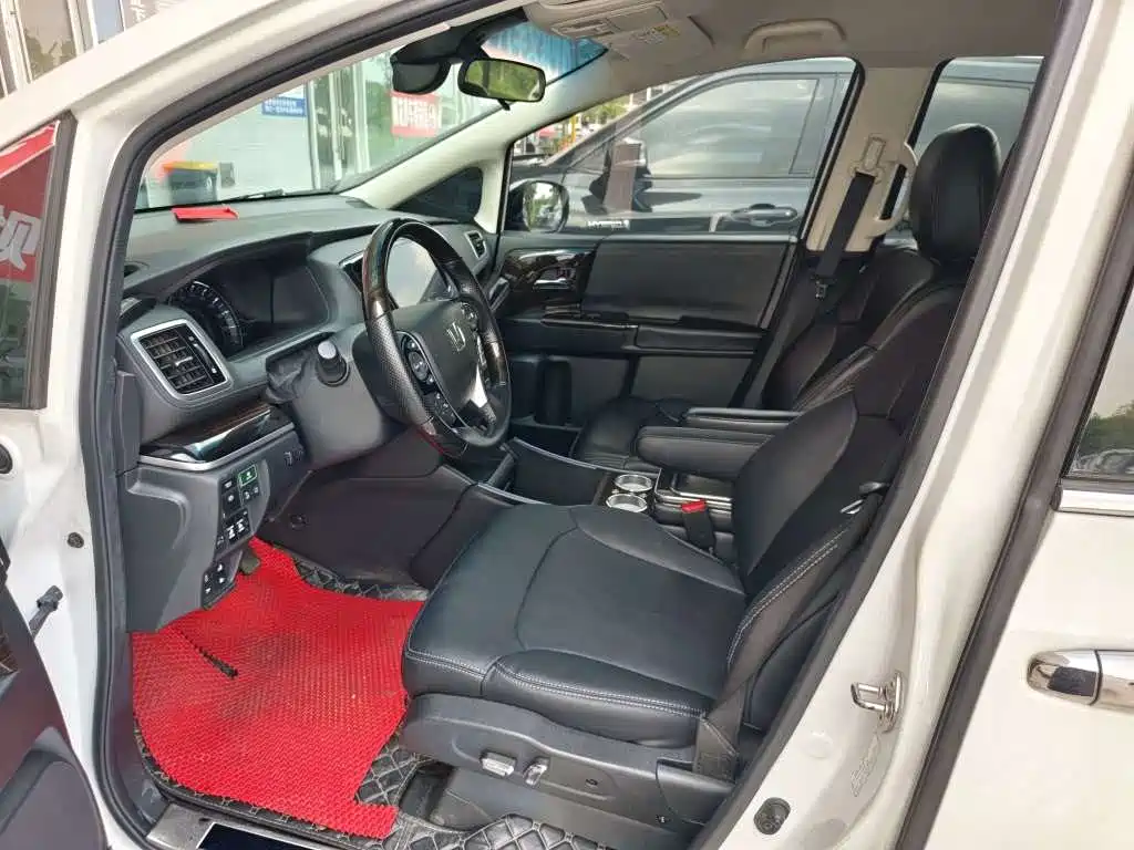 Honda Odyssey — миниатюра 6