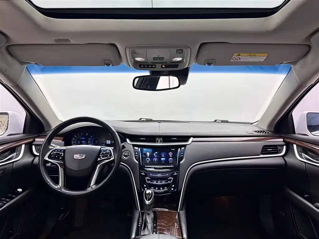 Cadillac XTS 2017 28T Luxury