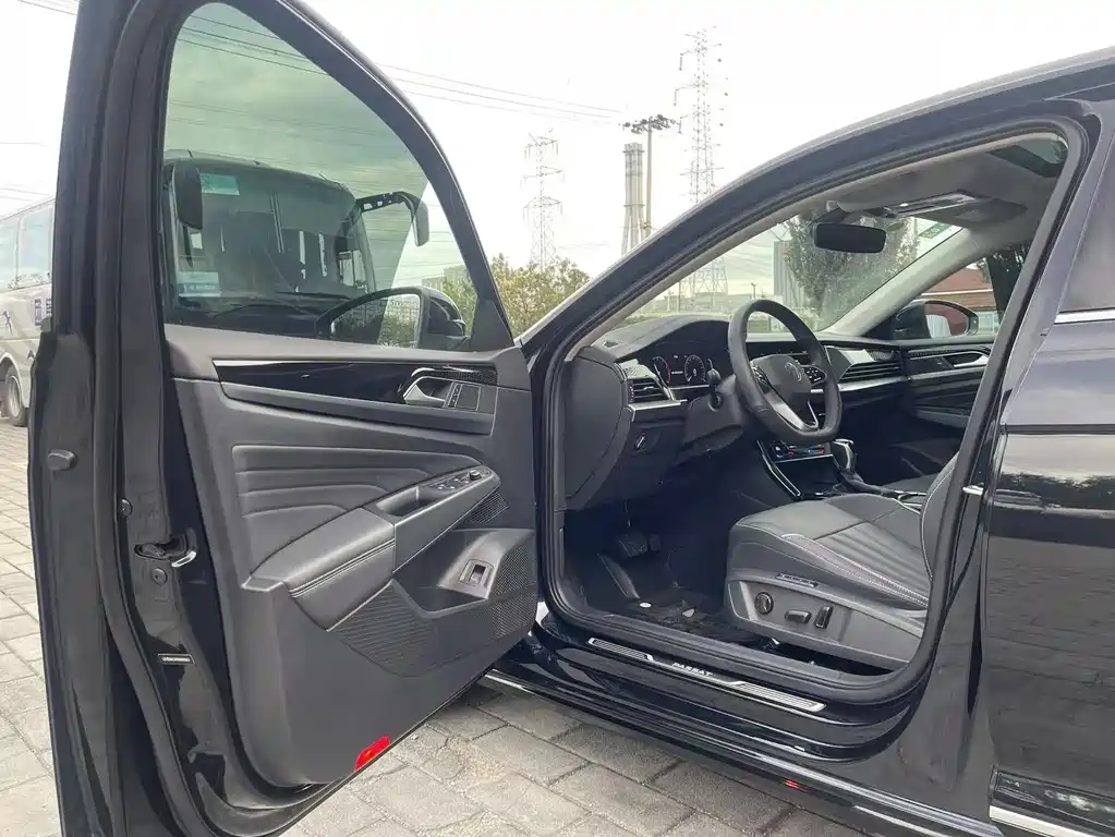 Volkswagen Passat — миниатюра 11