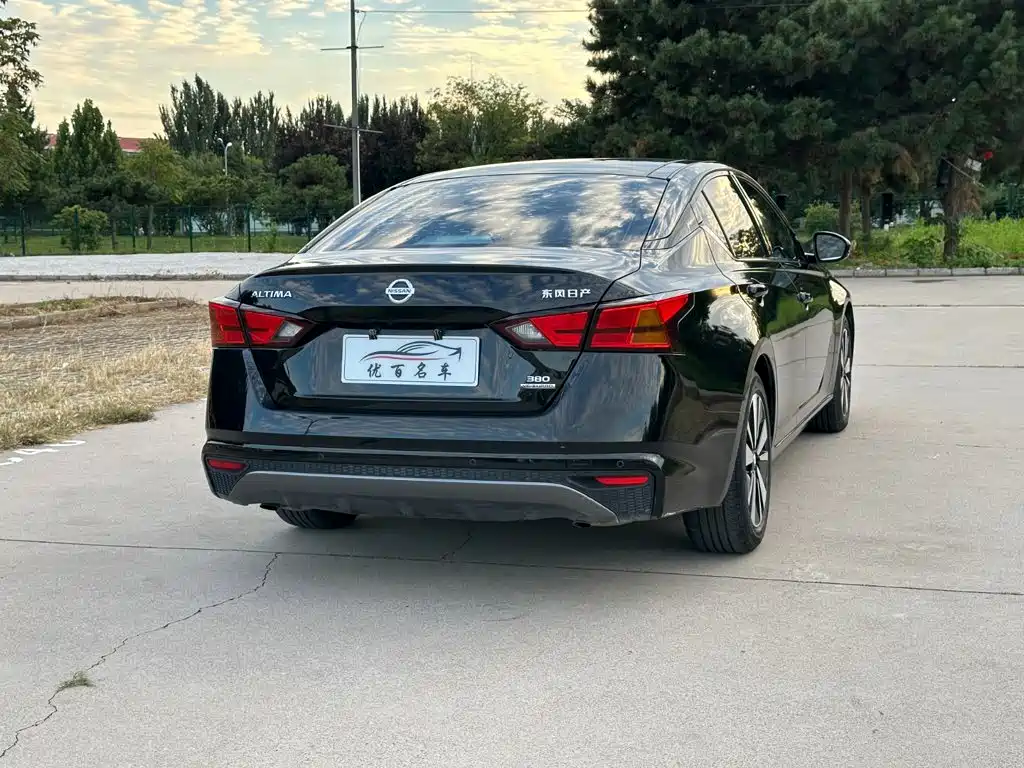 Nissan Teana — миниатюра 6