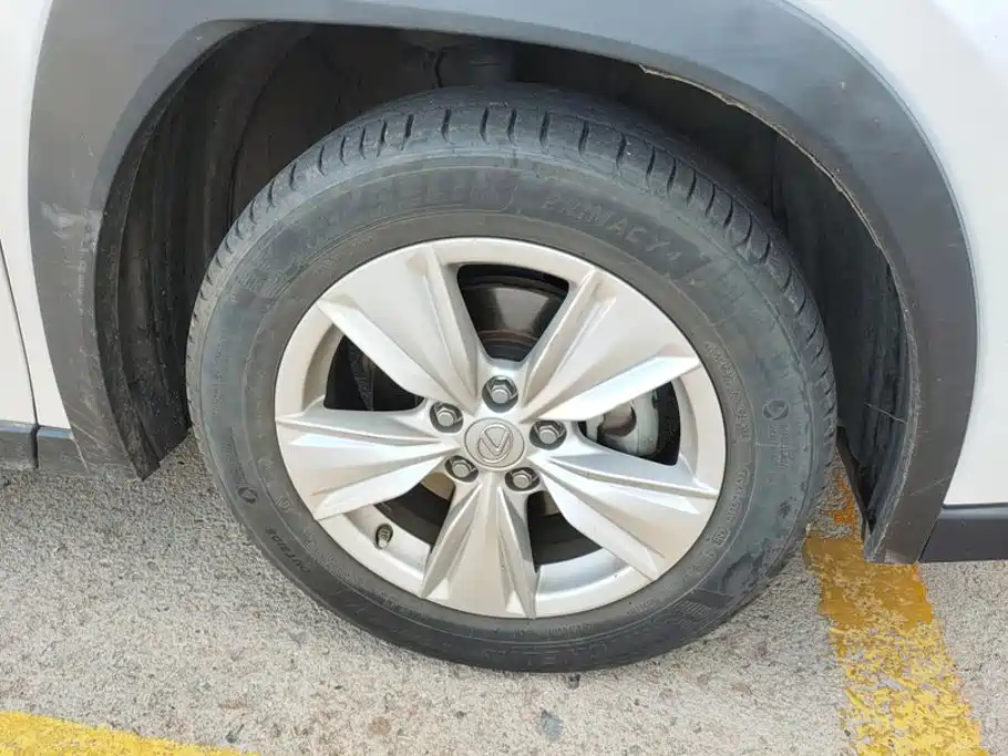Lexus UX — миниатюра 6