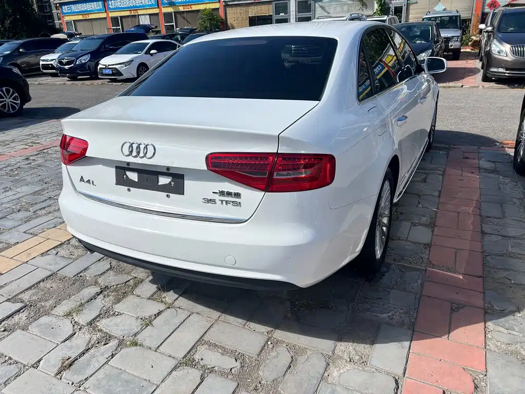Audi A4L — миниатюра 6