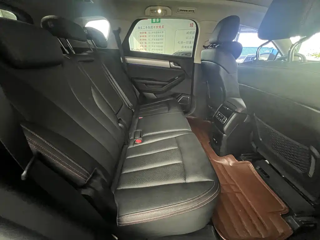 BYD Tang New Energy — миниатюра 5