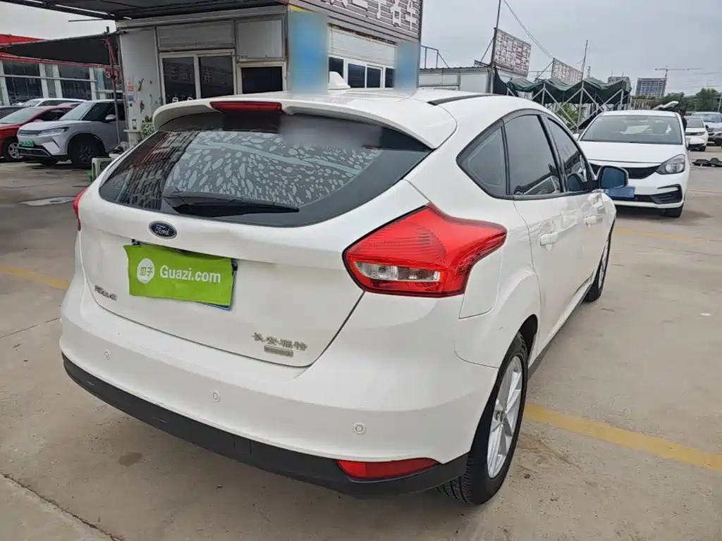 Ford Focus — миниатюра 7