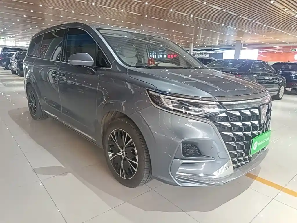 Roewe iMAX8 — миниатюра 4