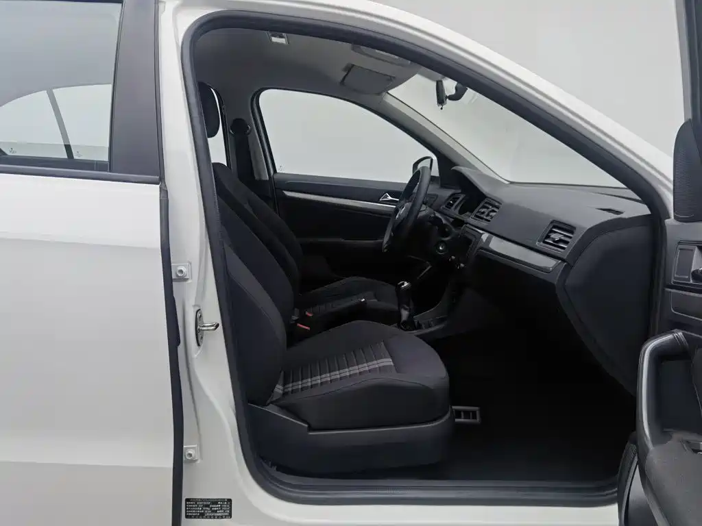 Volkswagen Lavida — миниатюра 23