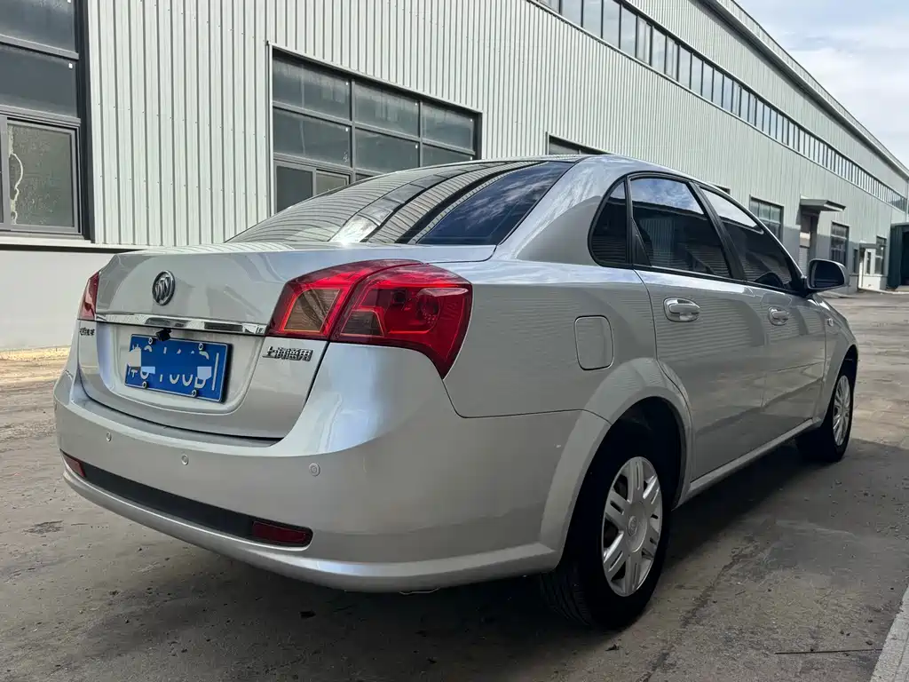 Buick Excelle — миниатюра 3