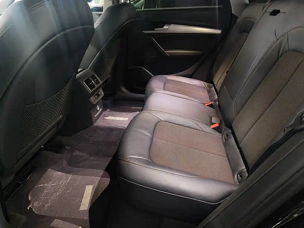 Audi Q5L — миниатюра 6