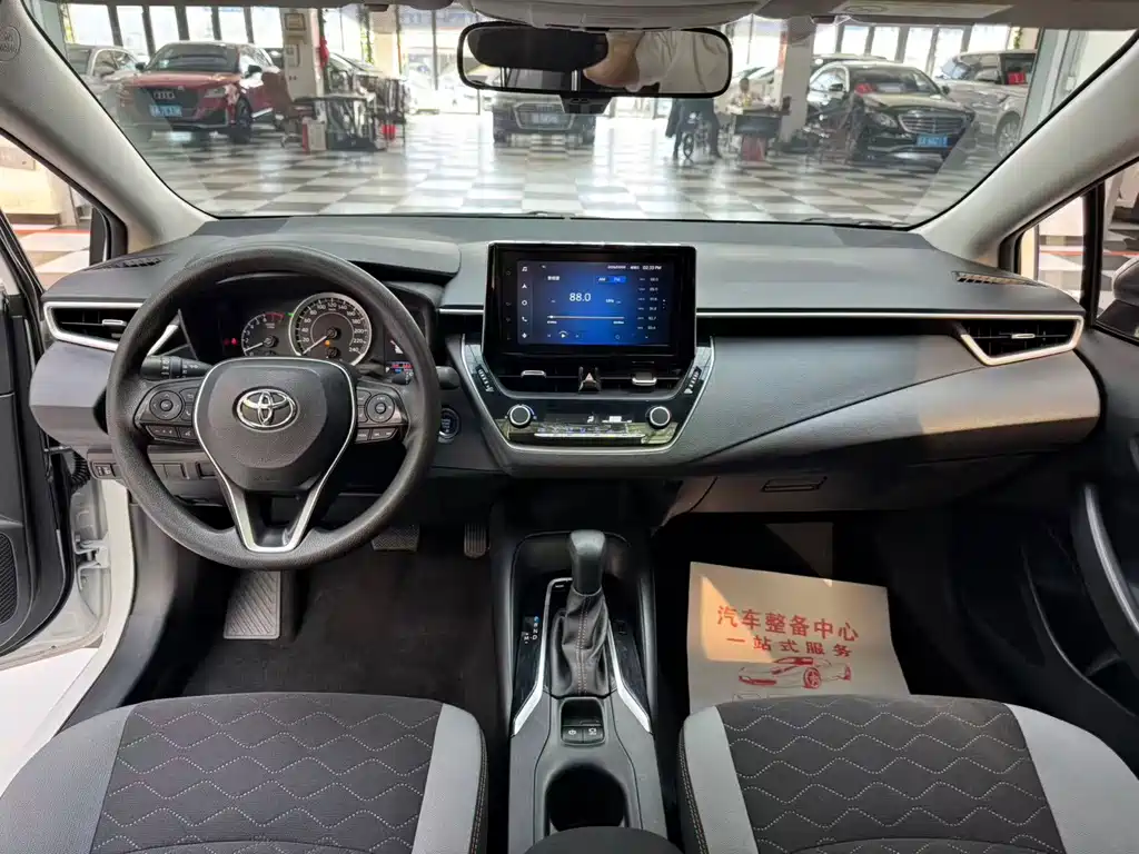 Toyota Corolla — миниатюра 9
