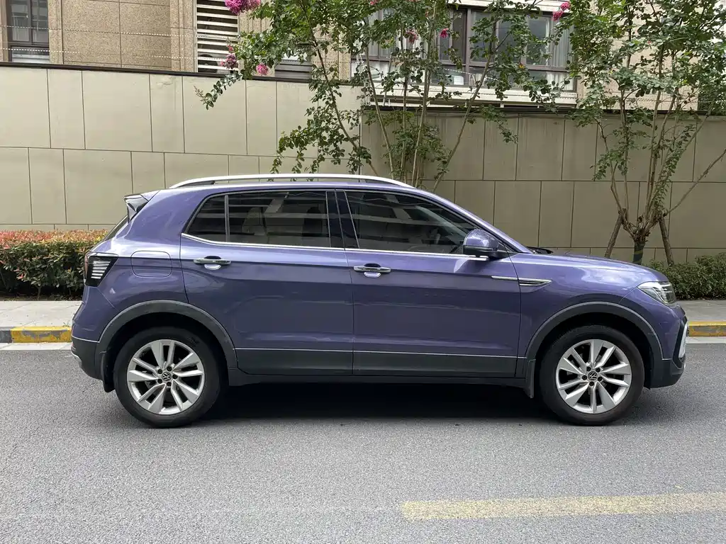 Volkswagen T-Cross — миниатюра 4