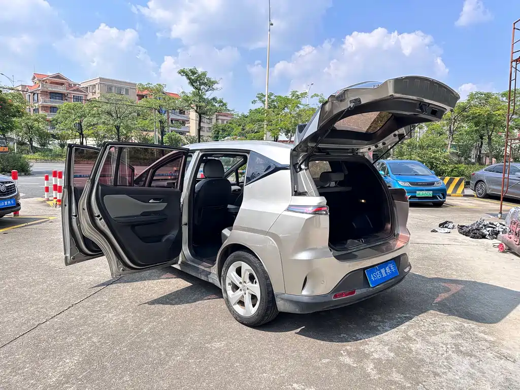 Hycan Z03 — миниатюра 23