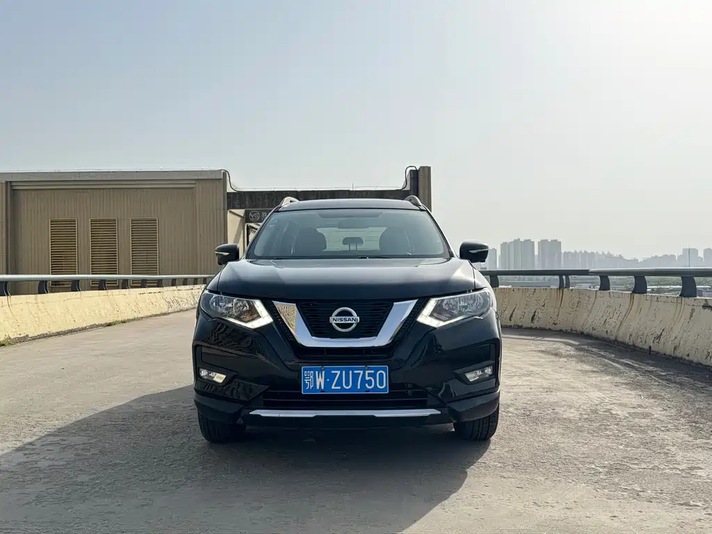Nissan X-Trail — миниатюра 2