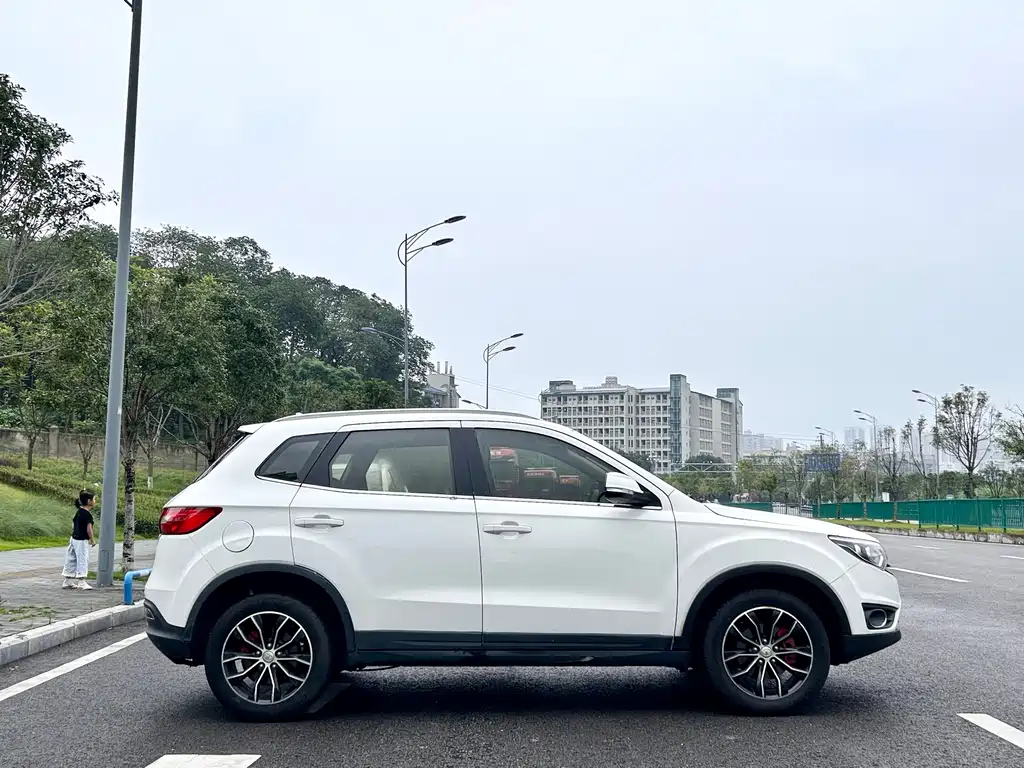 FAW Senya R7 — миниатюра 4