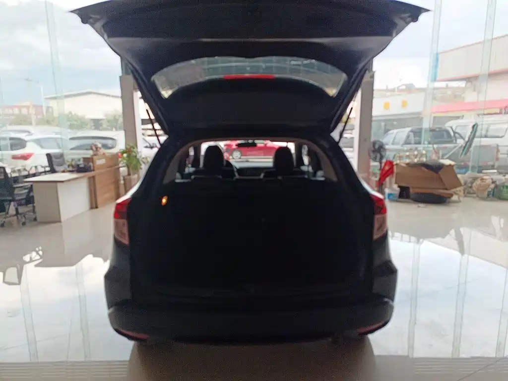 Honda Vezel — миниатюра 19