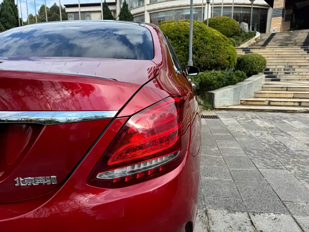 Mercedes-Benz C-Class — миниатюра 10