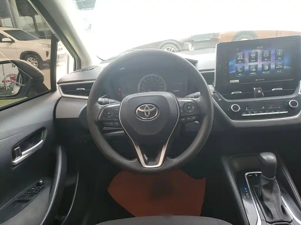 Toyota Corolla — миниатюра 11