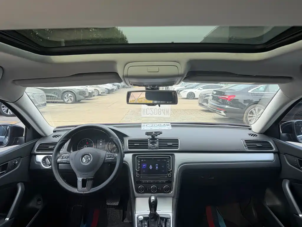 Volkswagen Passat — миниатюра 4