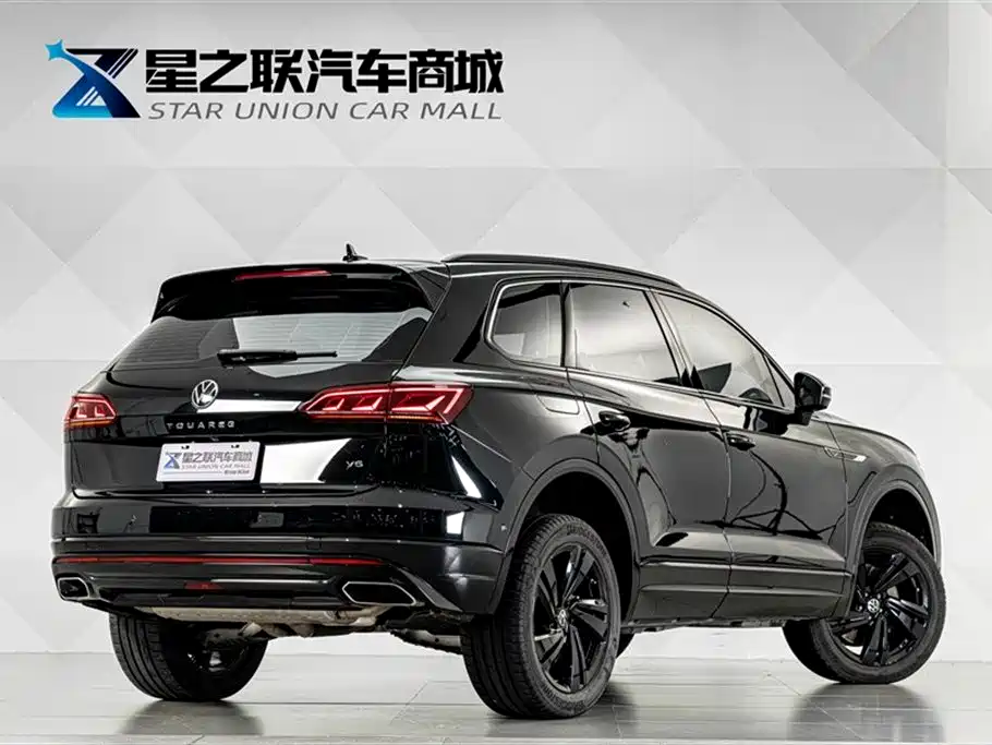 Volkswagen Touareg 2022 3.0TSI Sport