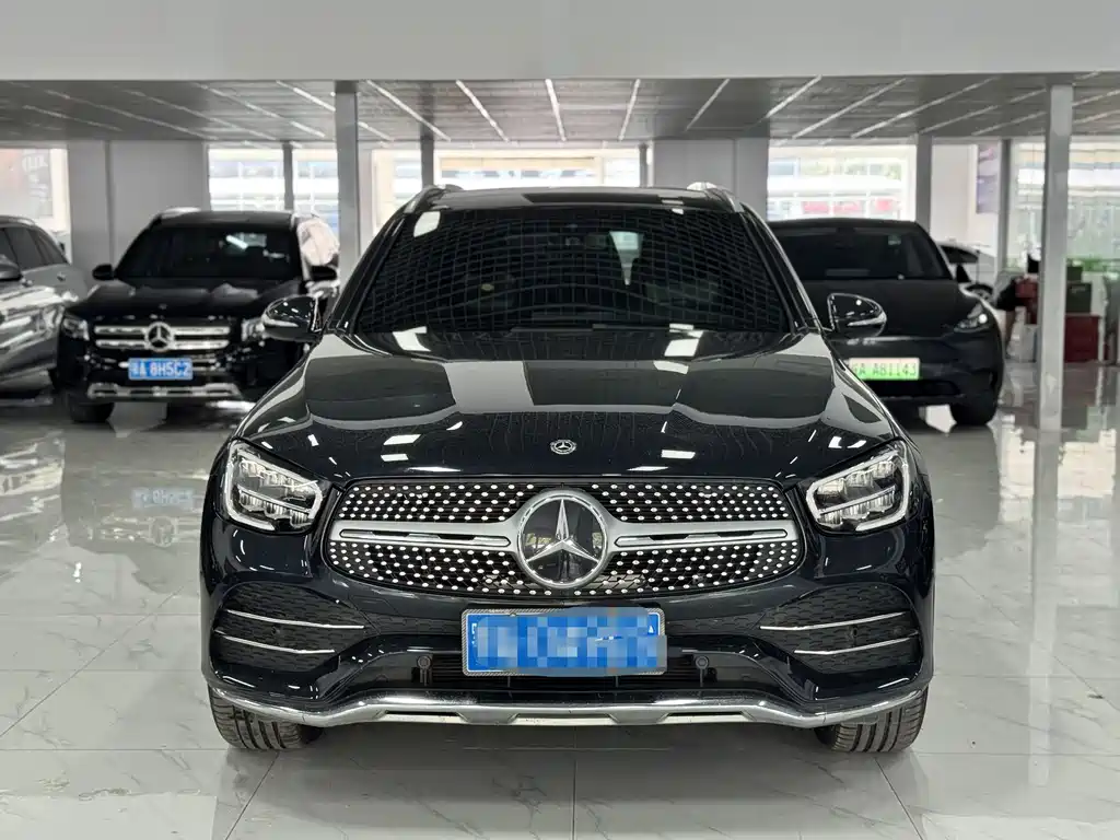 MERCEDES-BENZ GLC