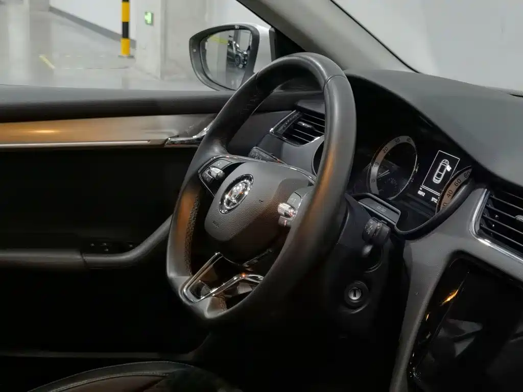 Skoda Octavia — миниатюра 22
