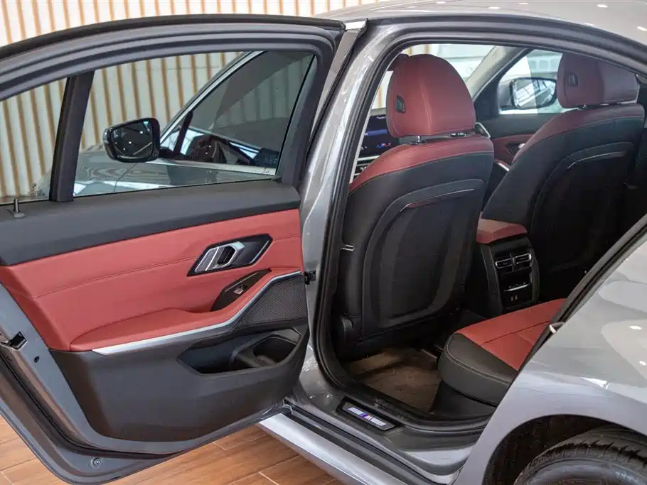 BMW 3 Series — миниатюра 16