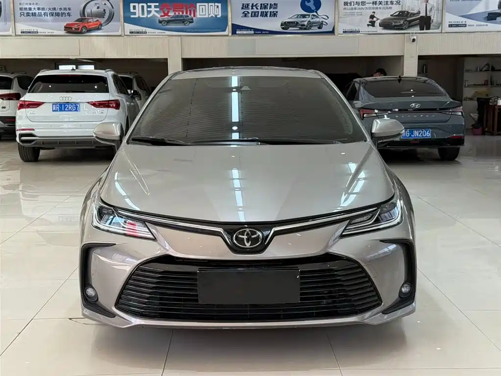 TOYOTA COROLLA