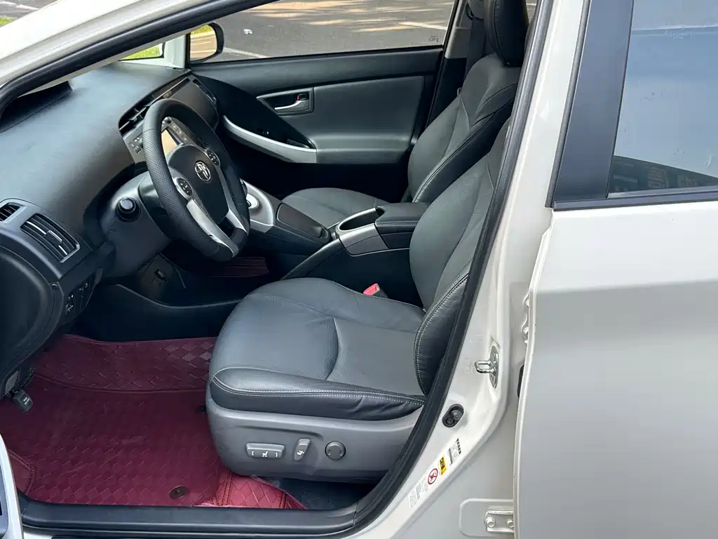 Toyota Prius — фотографии объявления, Фото 4