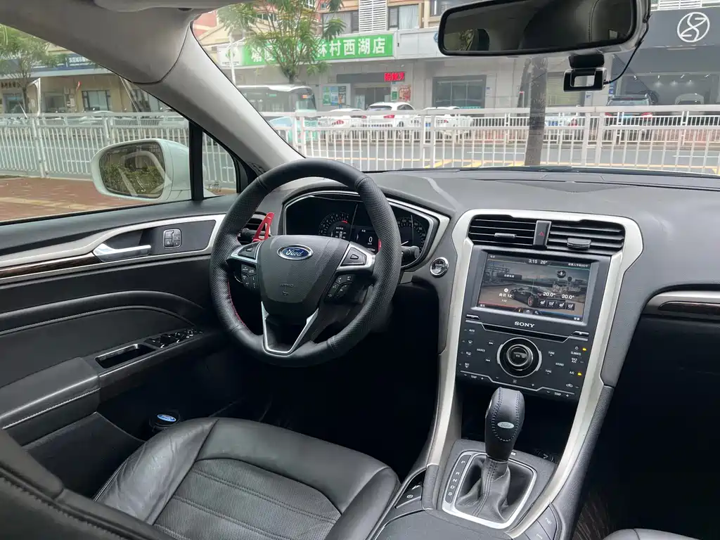 Ford Mondeo — миниатюра 14