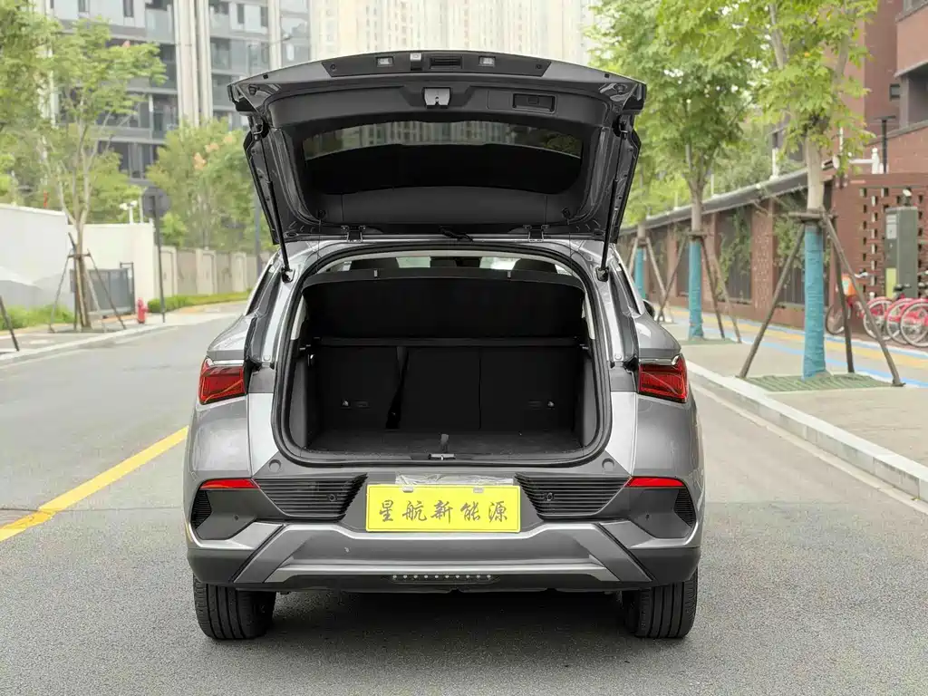 BYD Yuan Plus — миниатюра 20