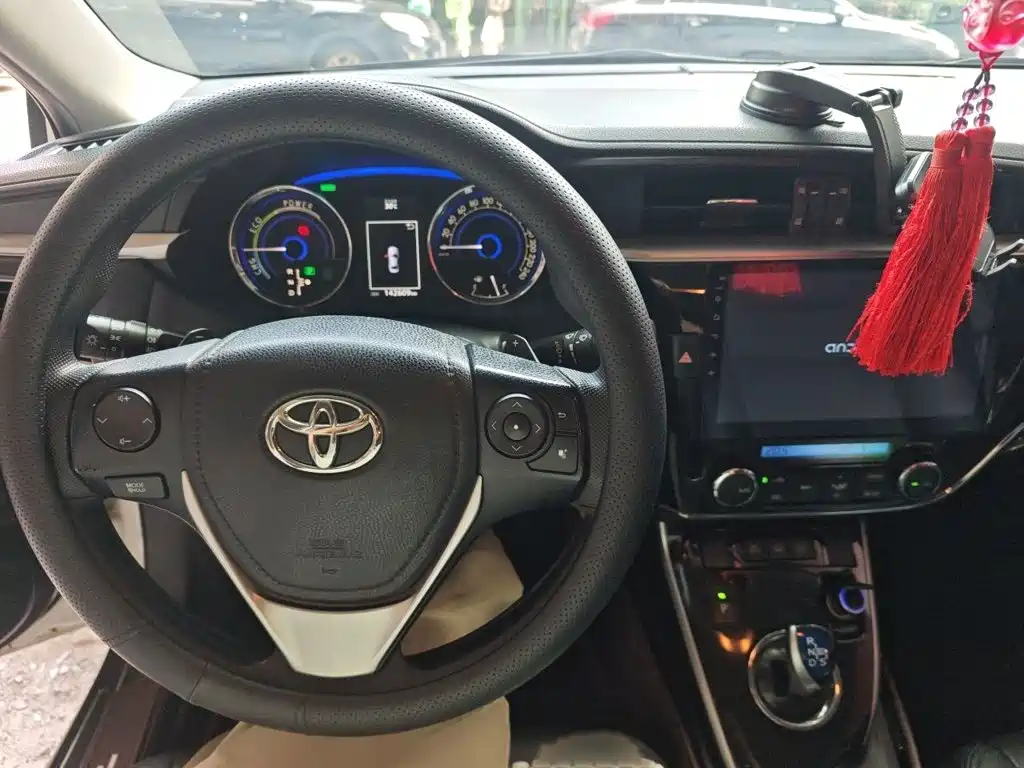 Toyota Corolla — миниатюра 6