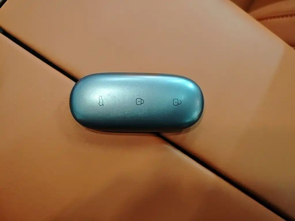 Li Auto Li L8 — миниатюра 9