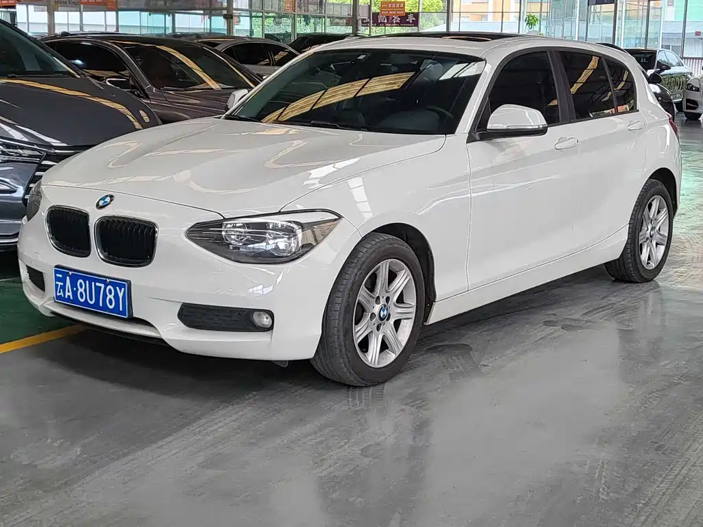 BMW 2 Series (Import) 2023
