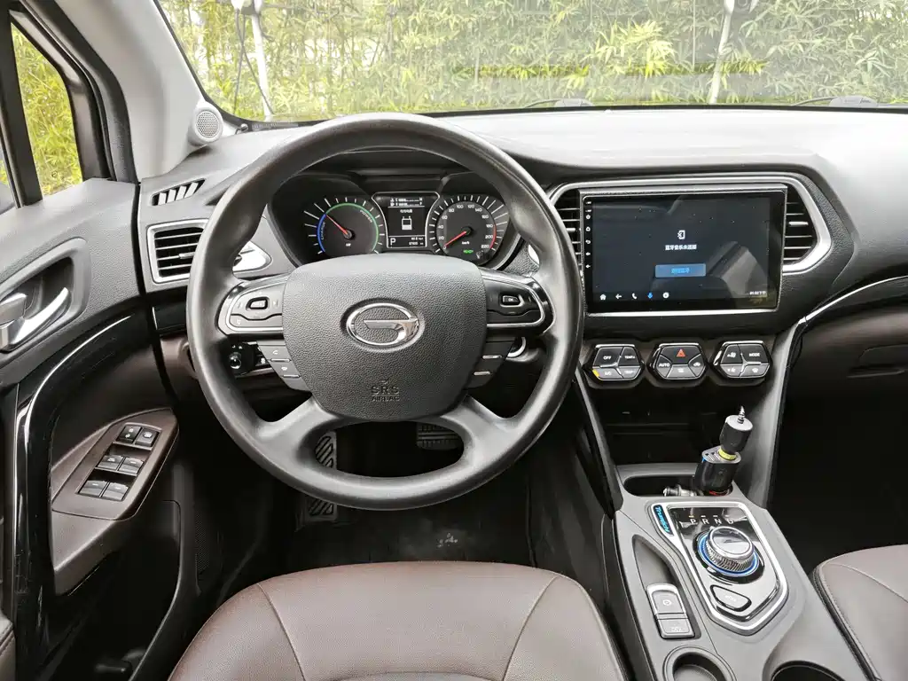 GAC TRUMPCHI GS4 NEW ENERGY