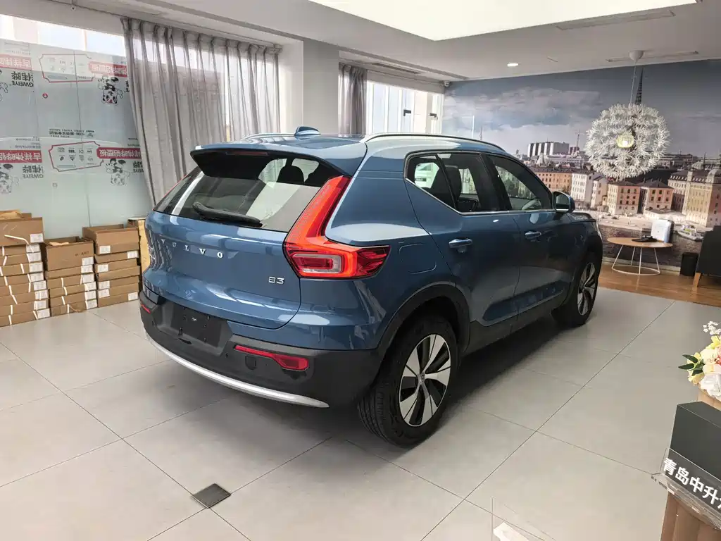 Volvo XC40 — миниатюра 15