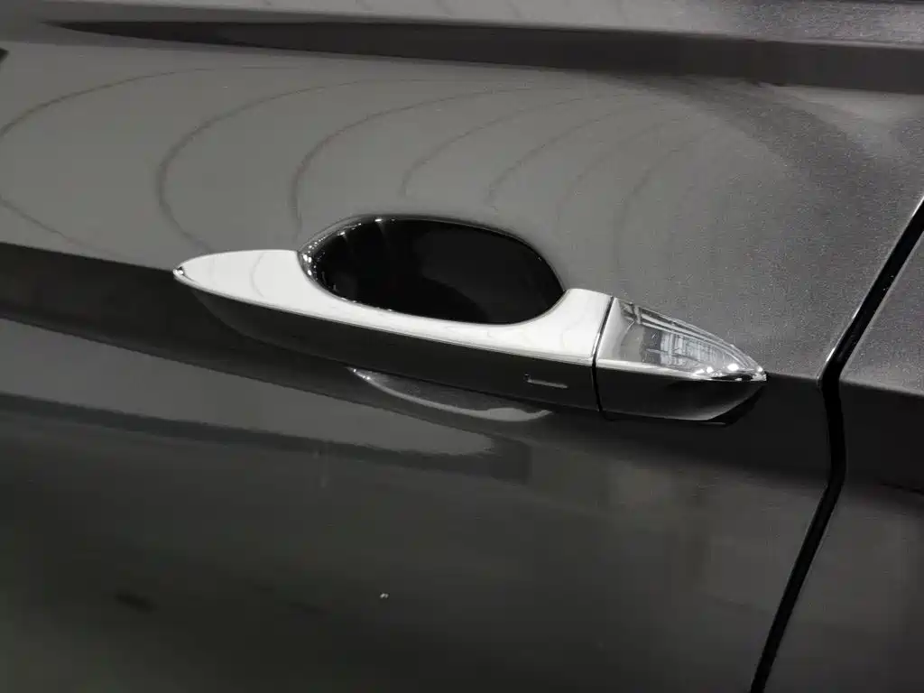 Volkswagen Sagitar — миниатюра 18