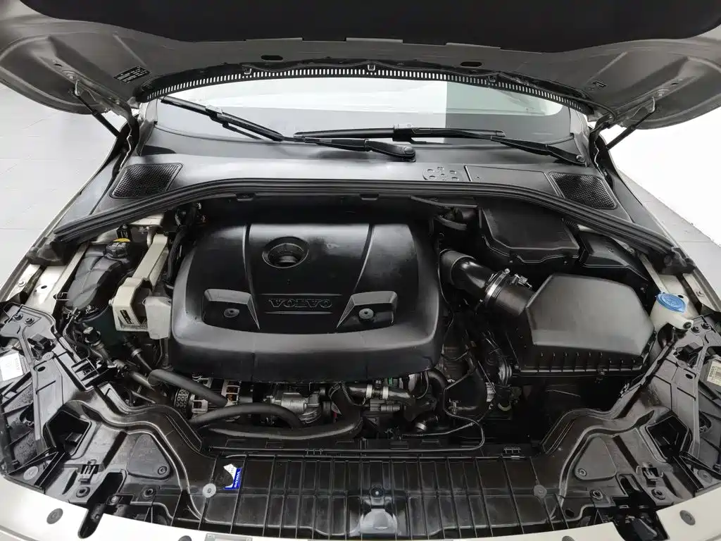Volvo S60 — миниатюра 6