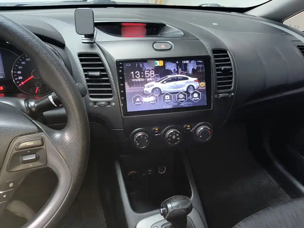 Kia K3 — миниатюра 10