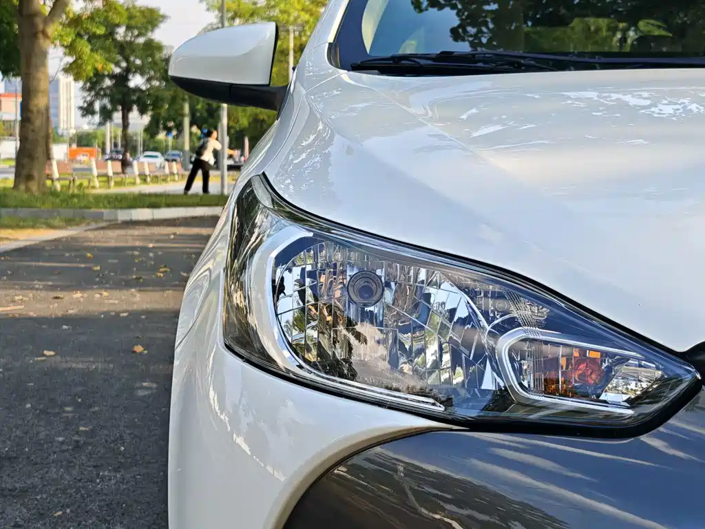 Toyota Yaris L — миниатюра 4