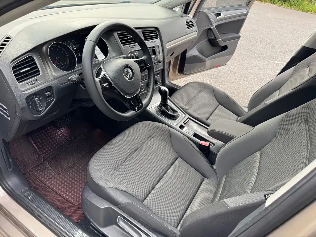 Volkswagen Golf — миниатюра 7
