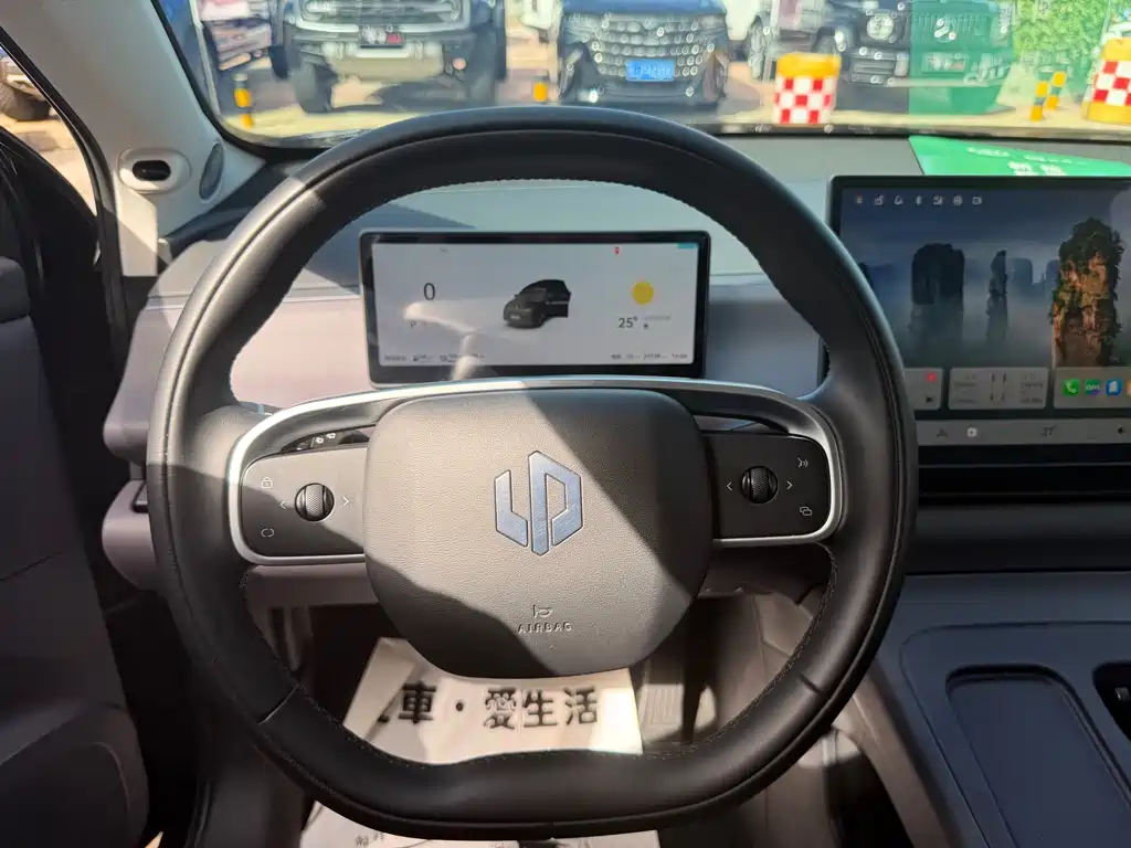 Leapmotor Leapmotor C16 — миниатюра 6