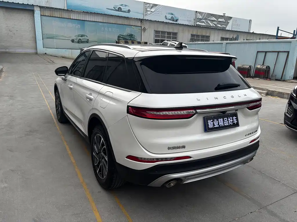 Lincoln Corsair 2022 2.0T Premium