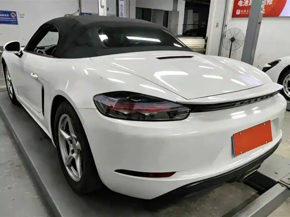 Porsche 718 2016 Boxster 2.0T