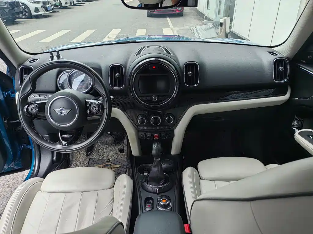 MINI Mini Countryman — миниатюра 8