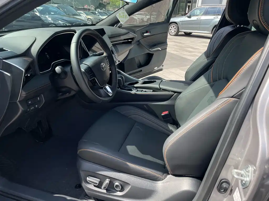 Toyota Avalon — миниатюра 11